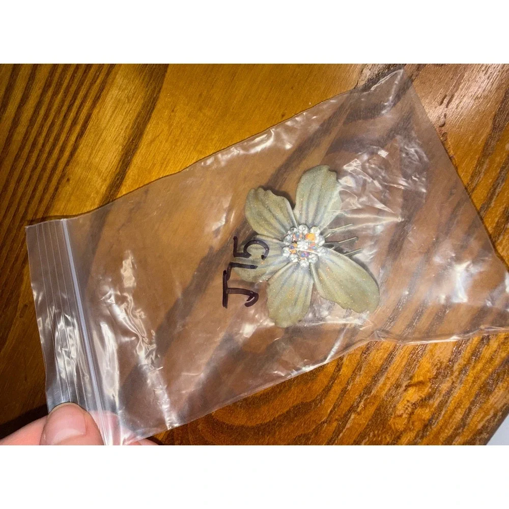 Vintage Style Sage Green Iridescent Flower Hair Comb AB Rhinestone Crystal 2.75